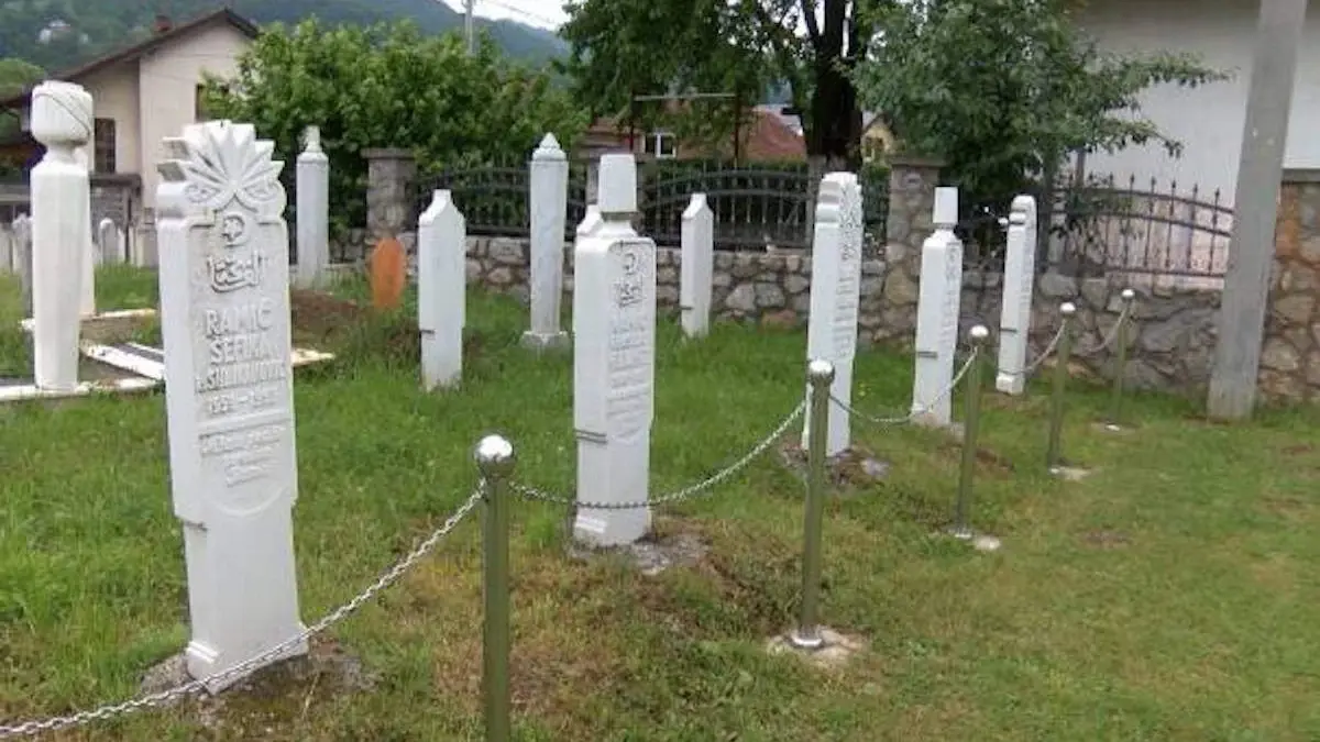 Godišnjica šehidske smrti porodice Ramić: Srpski zločinci su klali jedno po jedno dijete pred očima njihovih roditelja